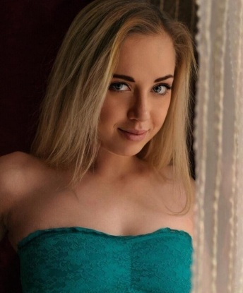 Лена, 29 лет, 2 размер груди